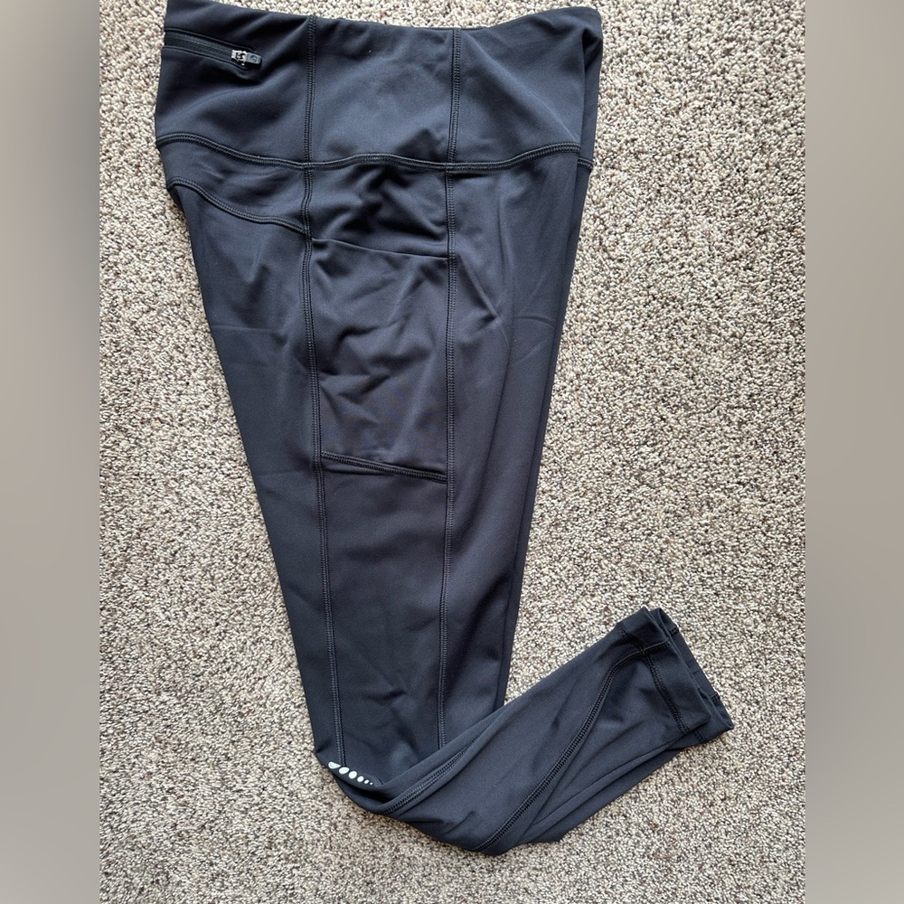 T by Talbots Black High Waist Leggings with Hip Pockets and Back Zipper - Picture 6 of 9